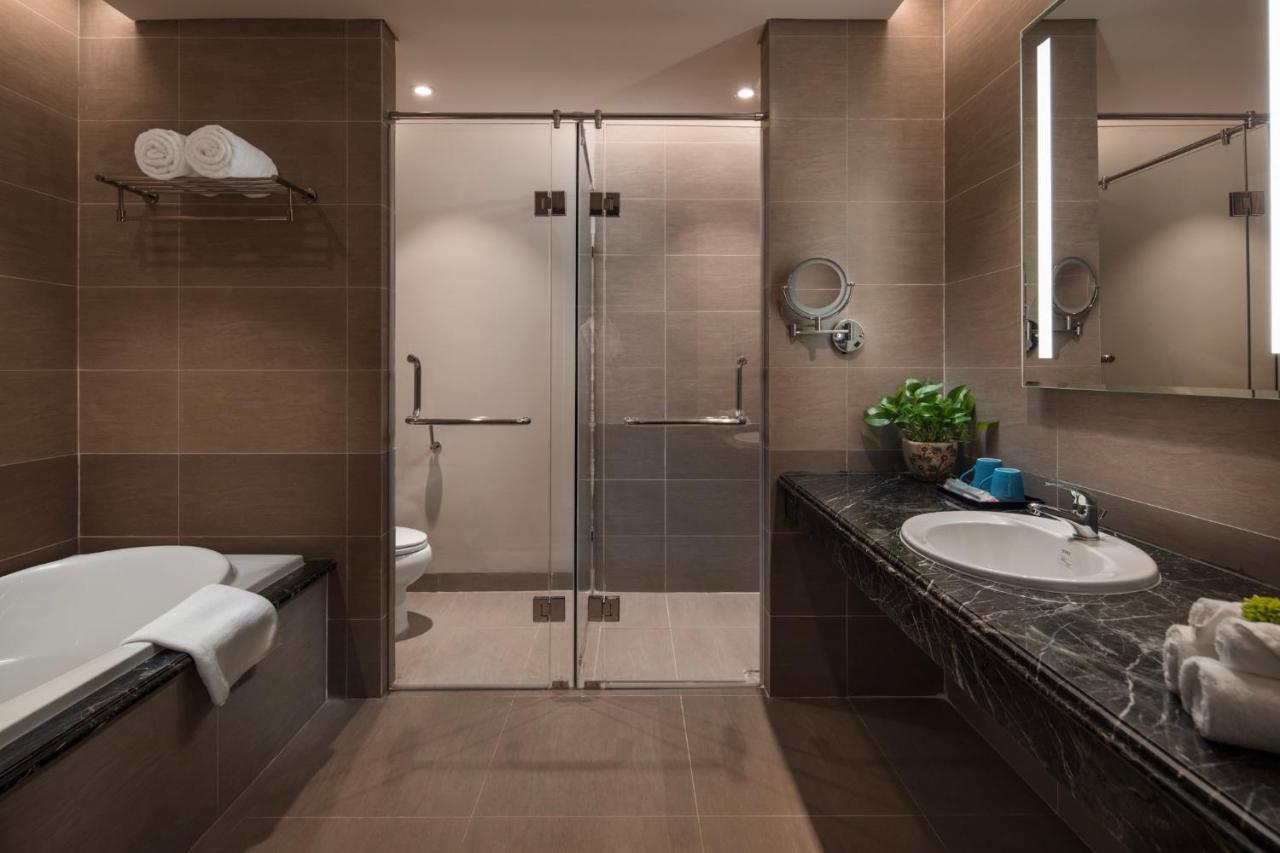 Luxury Beach Condo 5-Star, Rooftop Pool 다낭 외부 사진
