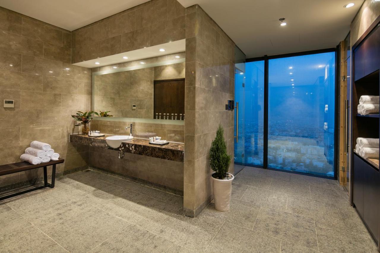 Luxury Beach Condo 5-Star, Rooftop Pool 다낭 외부 사진