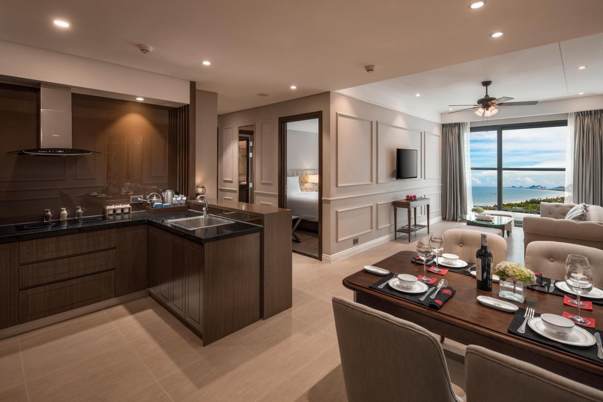 Luxury Beach Condo 5-Star, Rooftop Pool 다낭 외부 사진