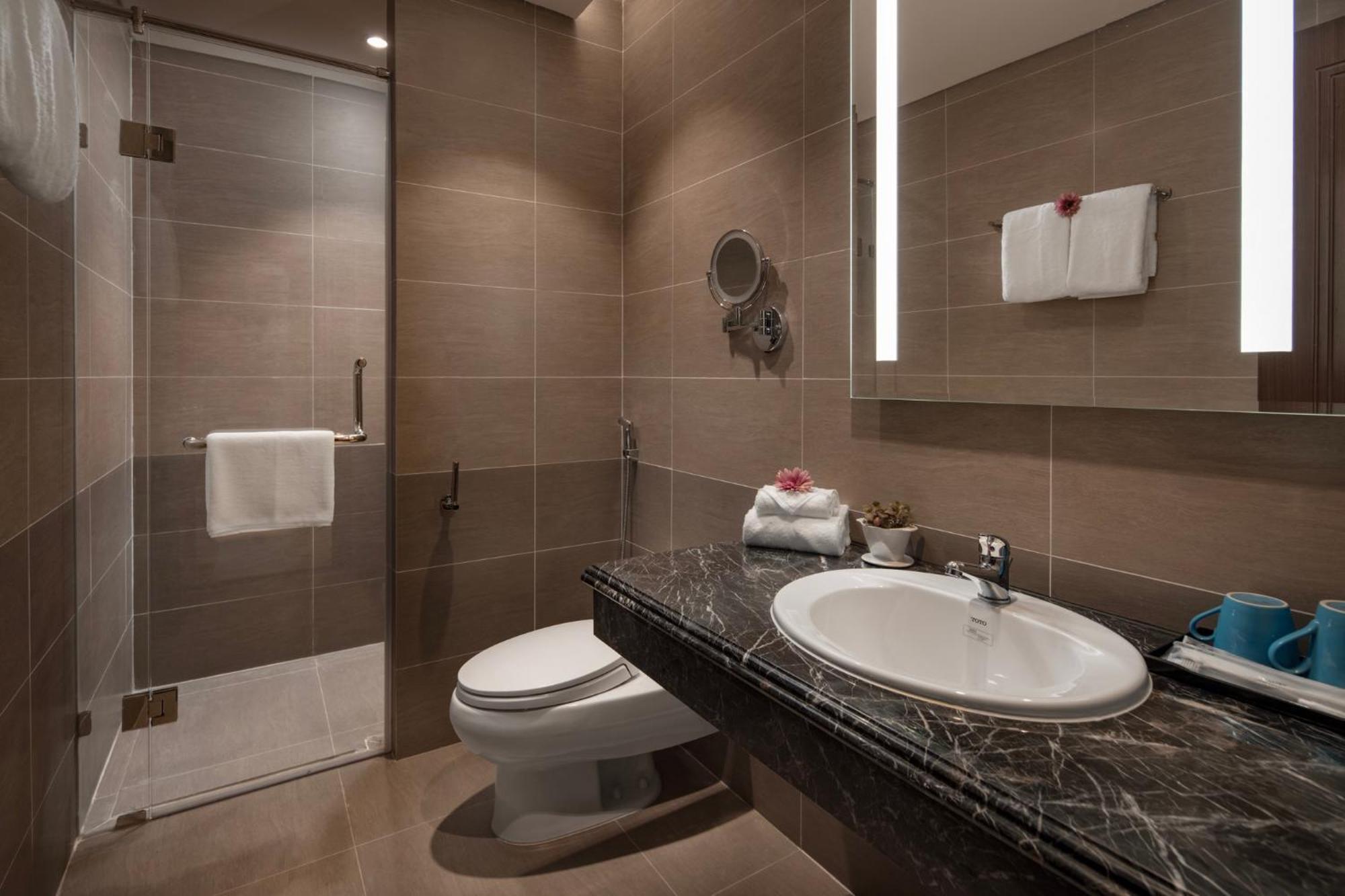 Luxury Beach Condo 5-Star, Rooftop Pool 다낭 외부 사진